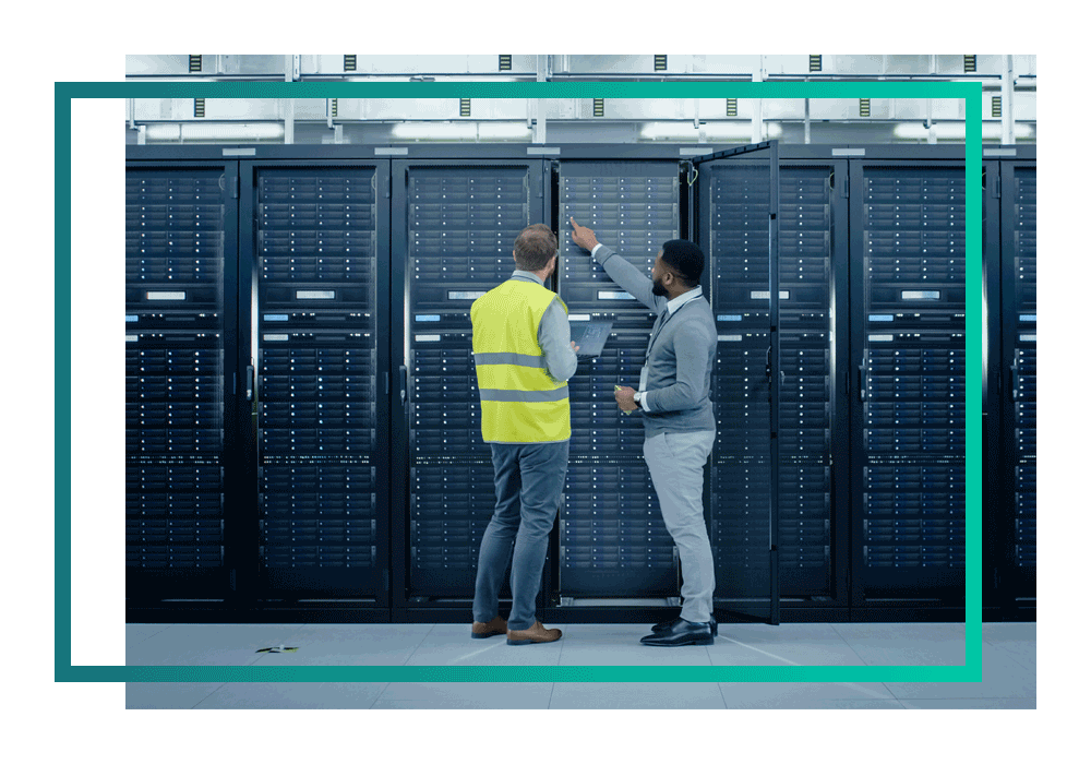 Two multi-cloud experts in a datacentre